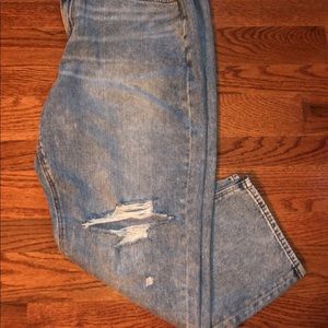Women’s American Eagle mom jeans size 16
